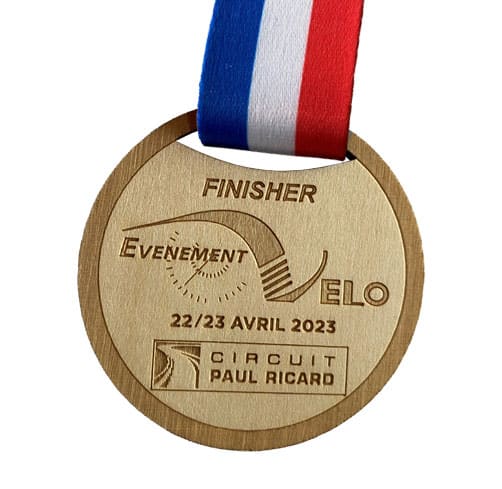 accroche médaille Foot Yanis - Retro Laser